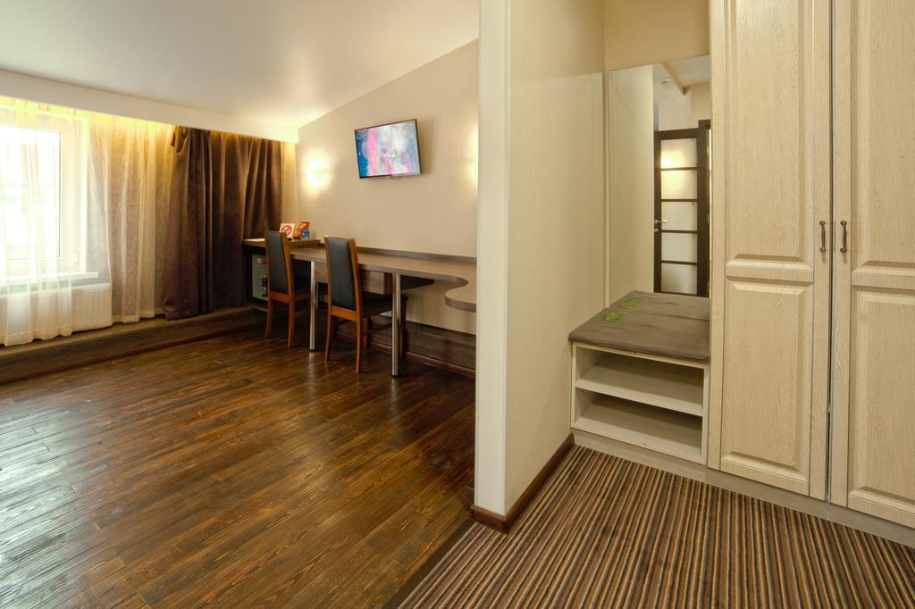 Apart Hotel Kvartira 1 Odessa Exterior foto